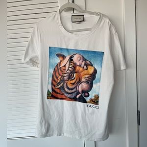 Gucci tshirt